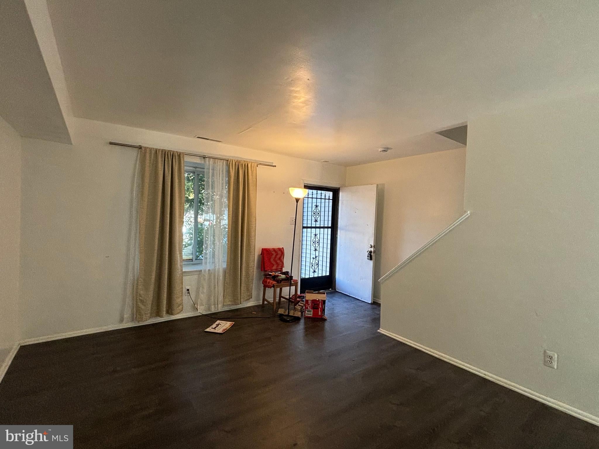 2404 BAYBERRY COURT