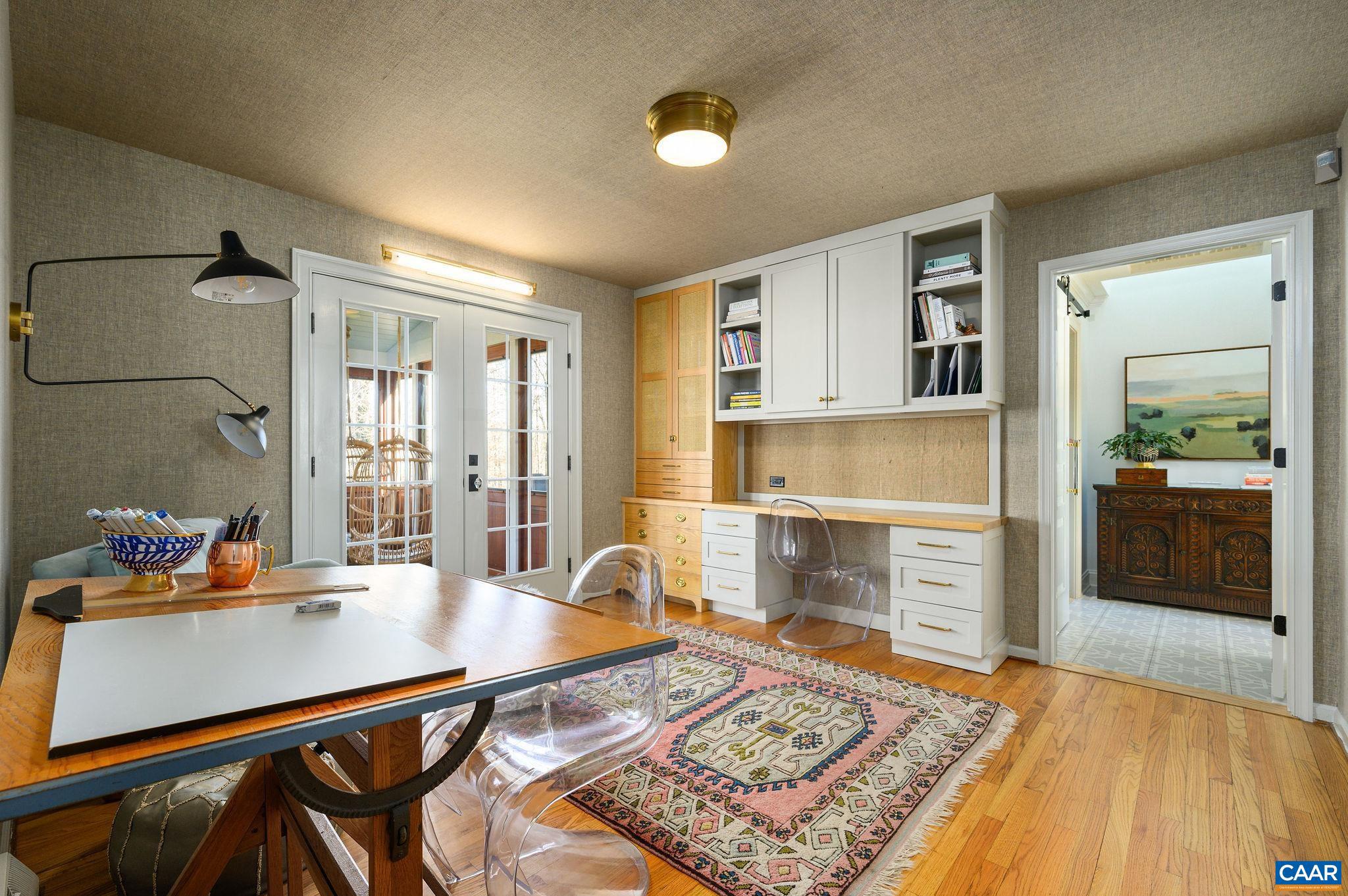 WHIPPOORWILL HOLLOW - Residential