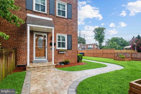 Townhouse For Rent - 3701 Edison Street<br/> Alexandria City County, ALEXANDRIA, VA 22305