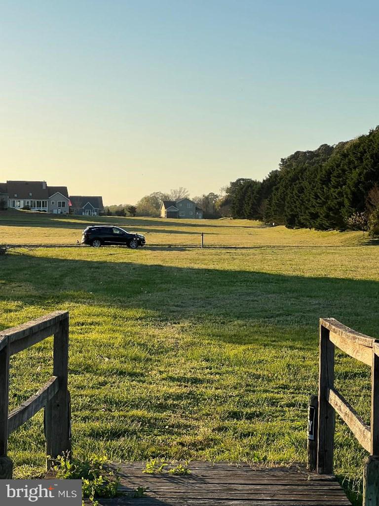 EAGLE SOUND ESTATE - Land