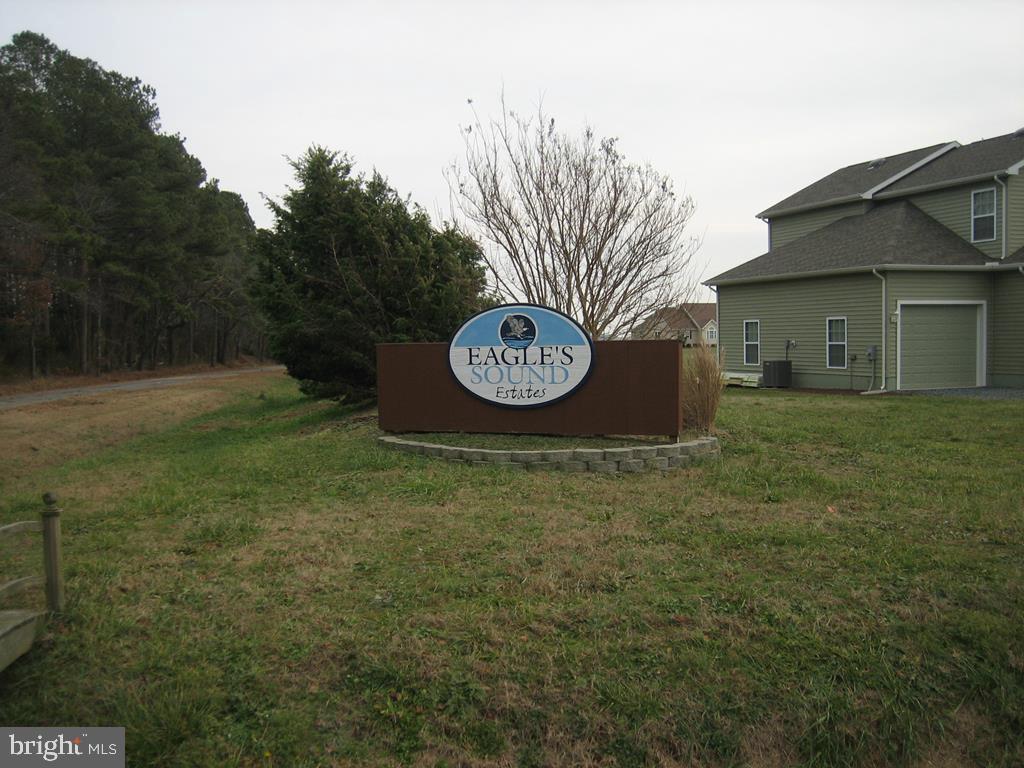 EAGLE SOUND ESTATE - Land