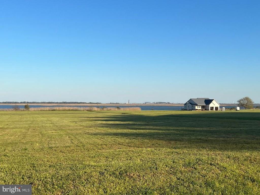 EAGLE SOUND ESTATE - Land