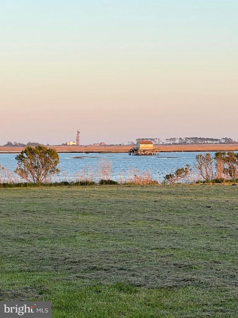 EAGLE SOUND ESTATE - Land