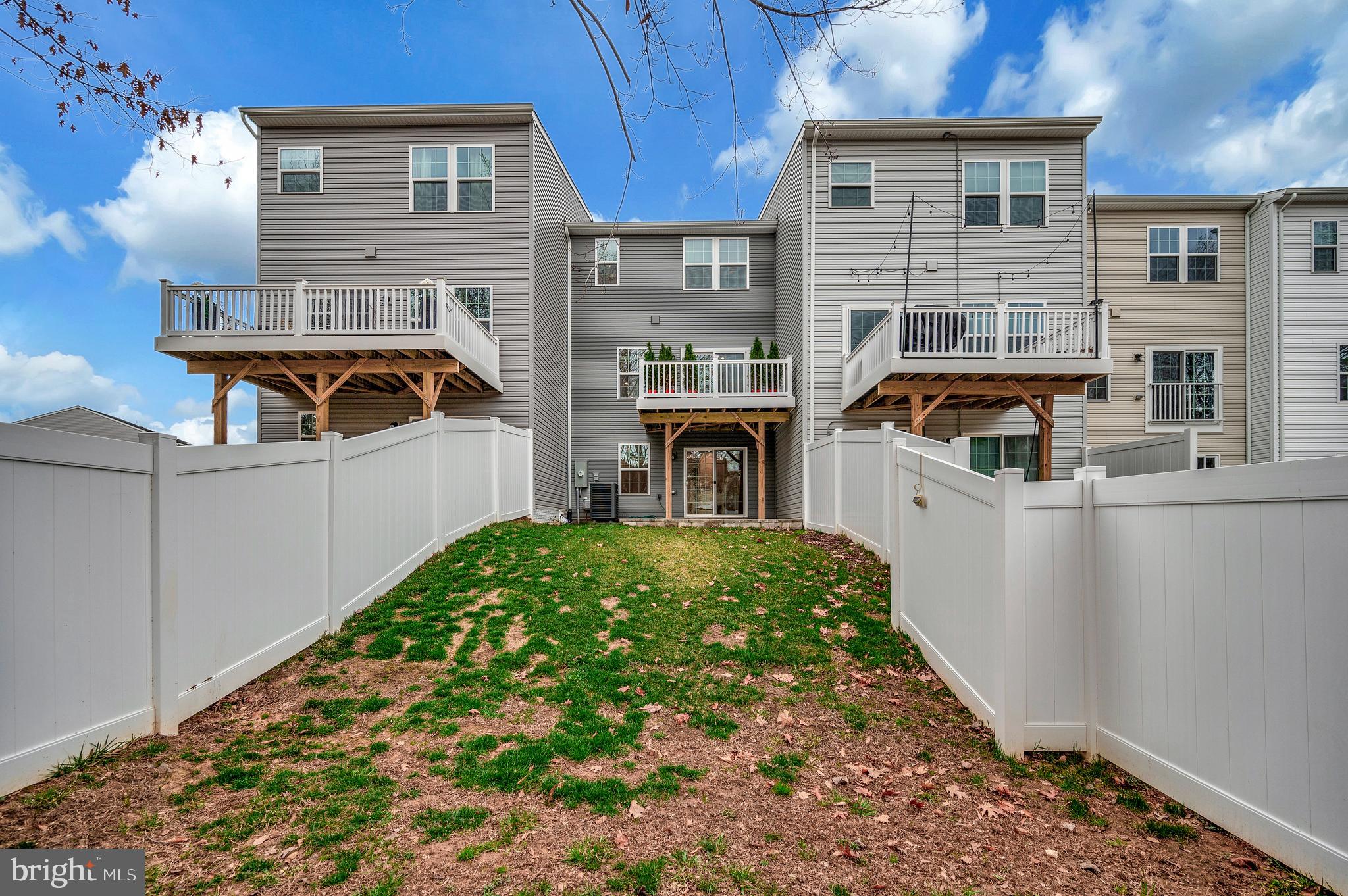 WILDERNESS SHORES - Residential