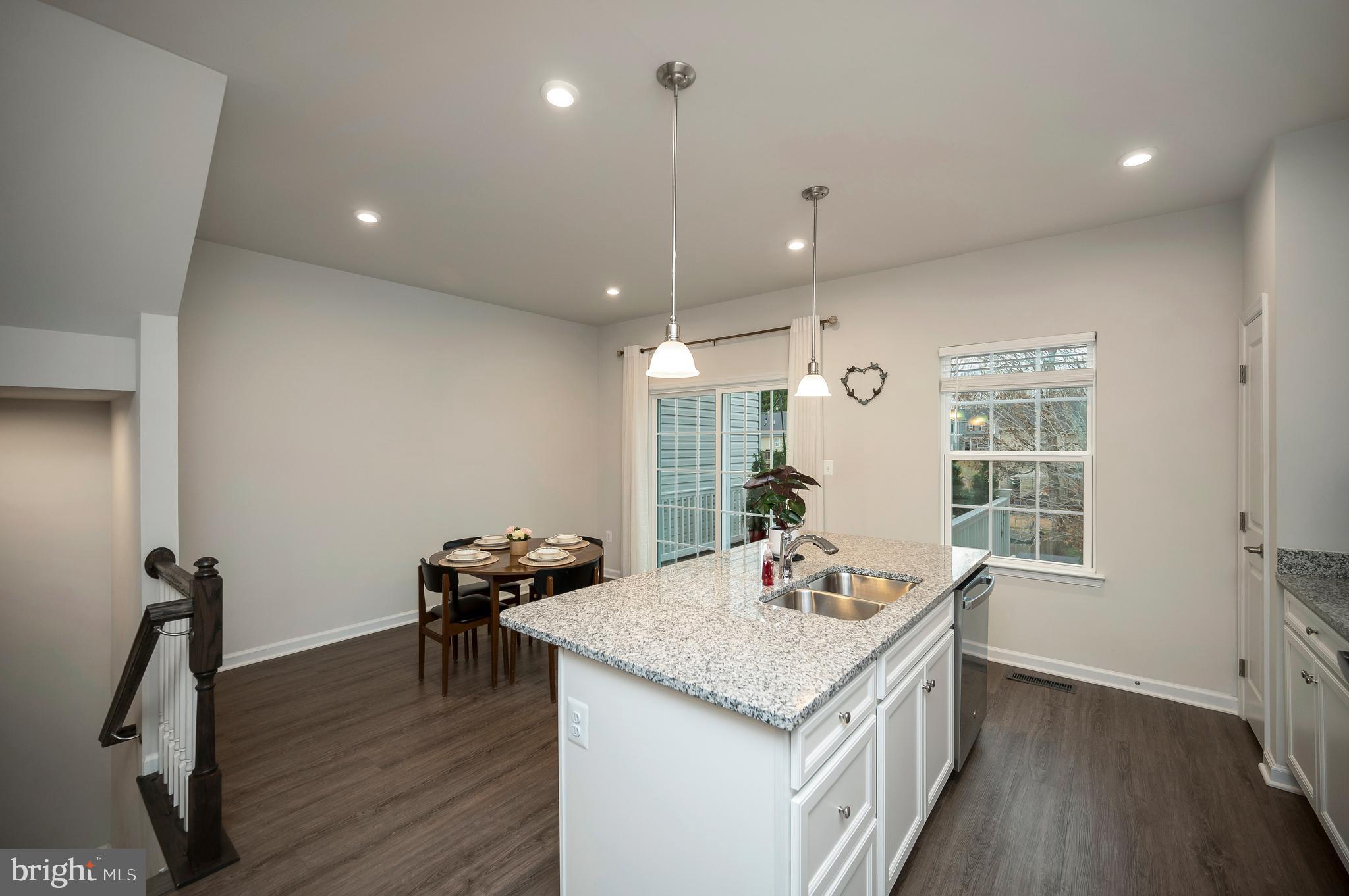 WILDERNESS SHORES - Residential