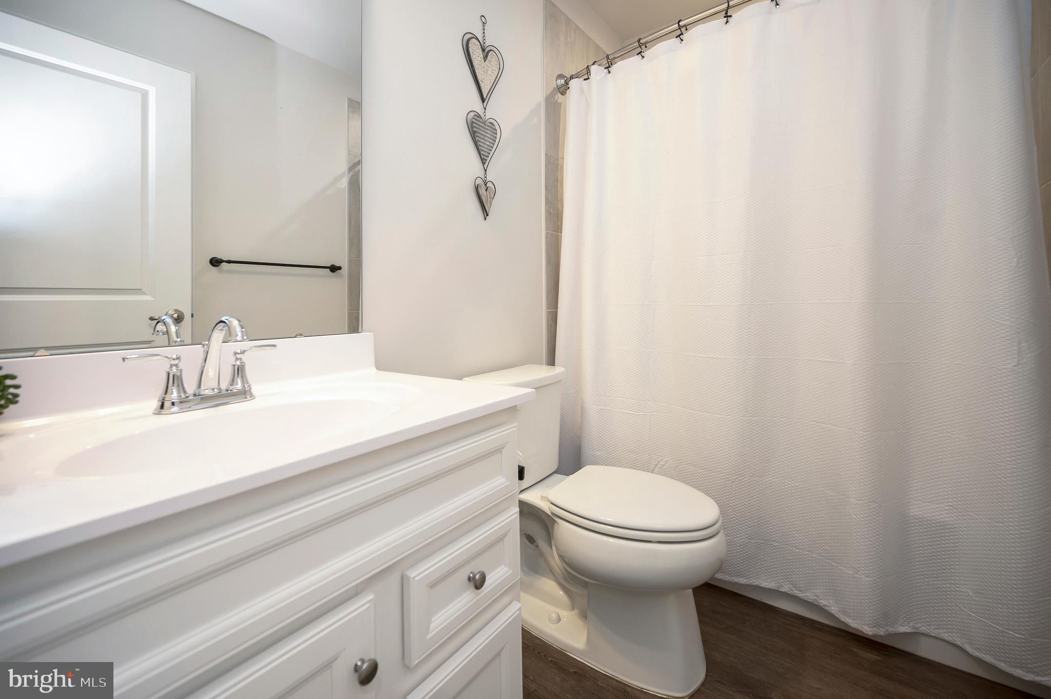 WILDERNESS SHORES - Residential