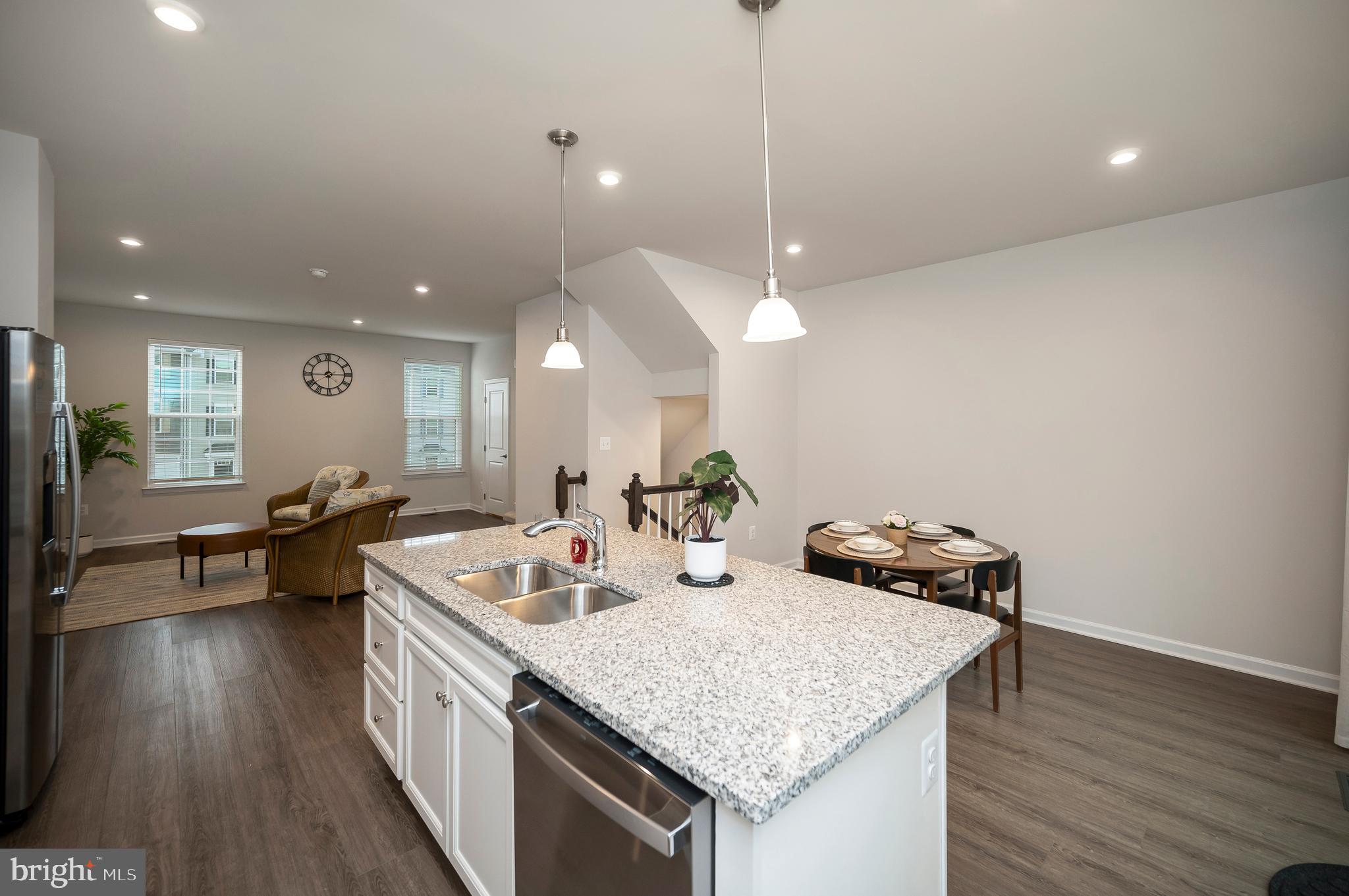 WILDERNESS SHORES - Residential