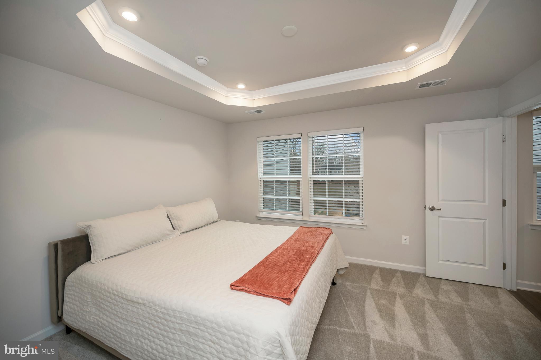 WILDERNESS SHORES - Residential