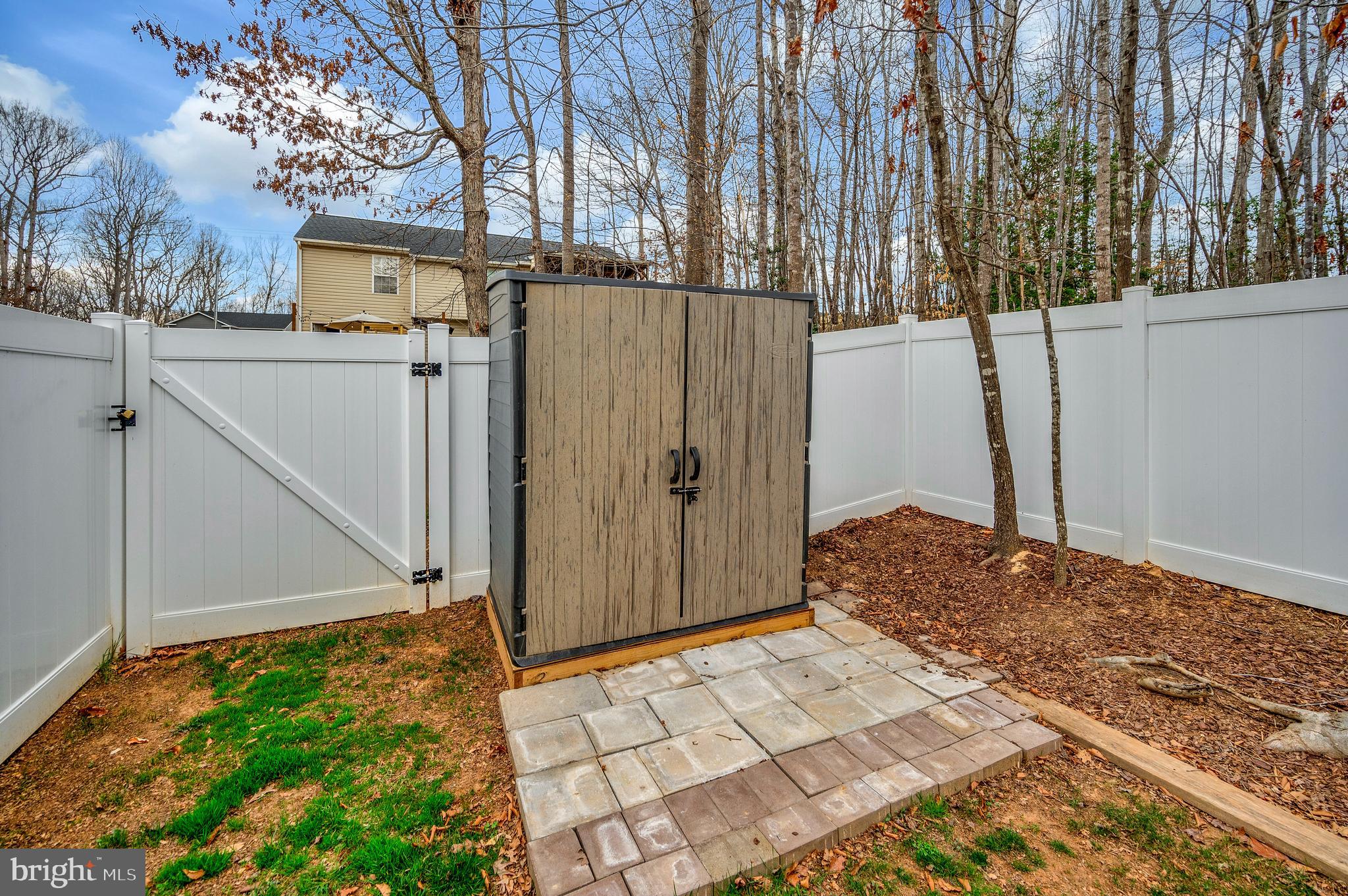 WILDERNESS SHORES - Residential