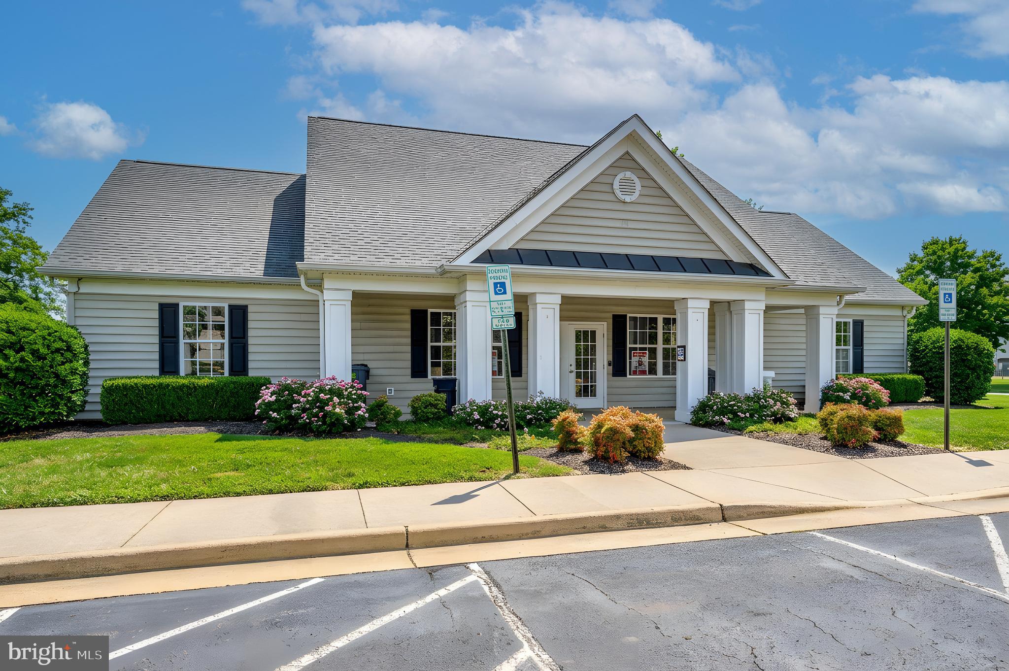 WILDERNESS SHORES - Residential