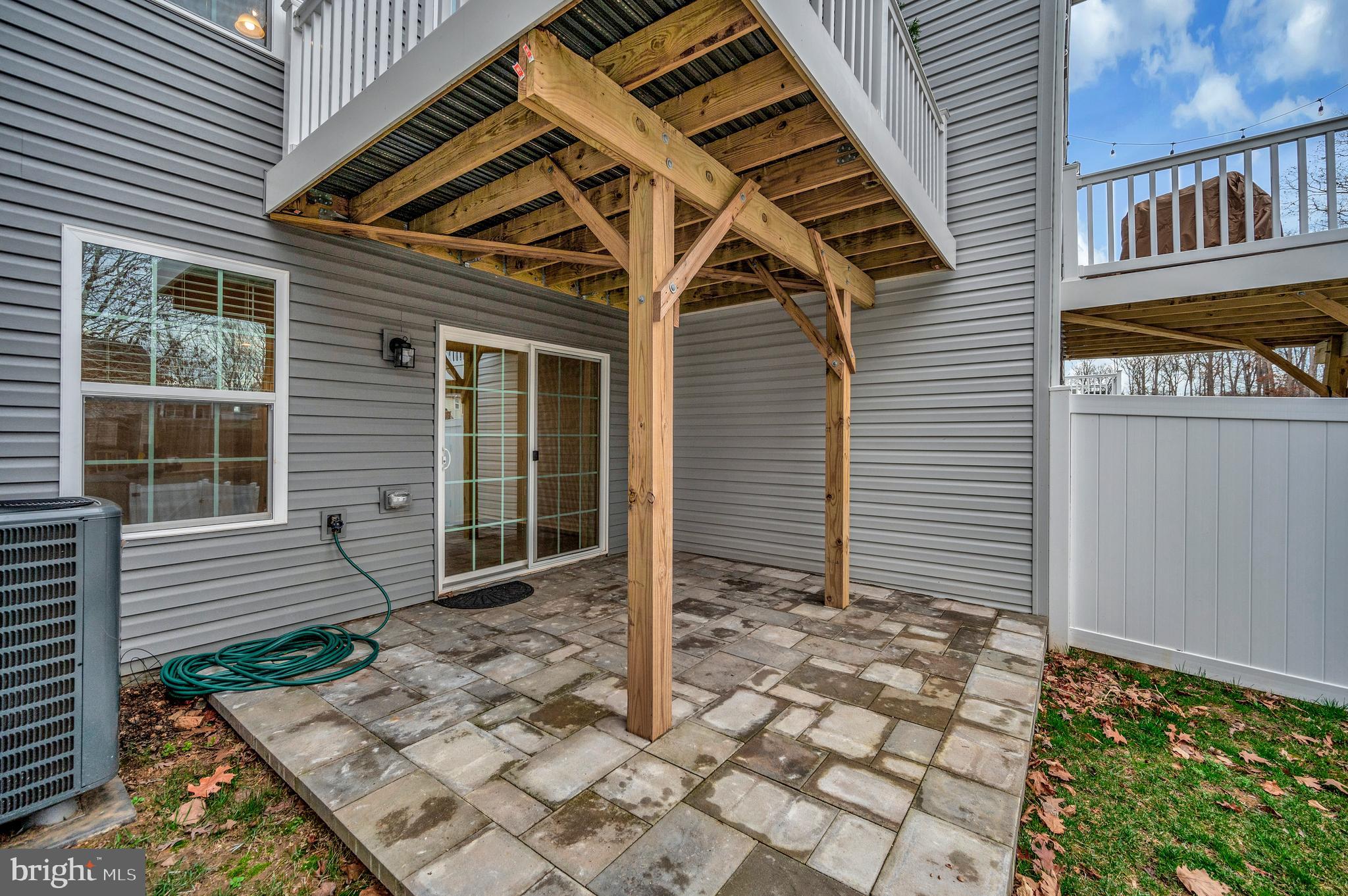 WILDERNESS SHORES - Residential