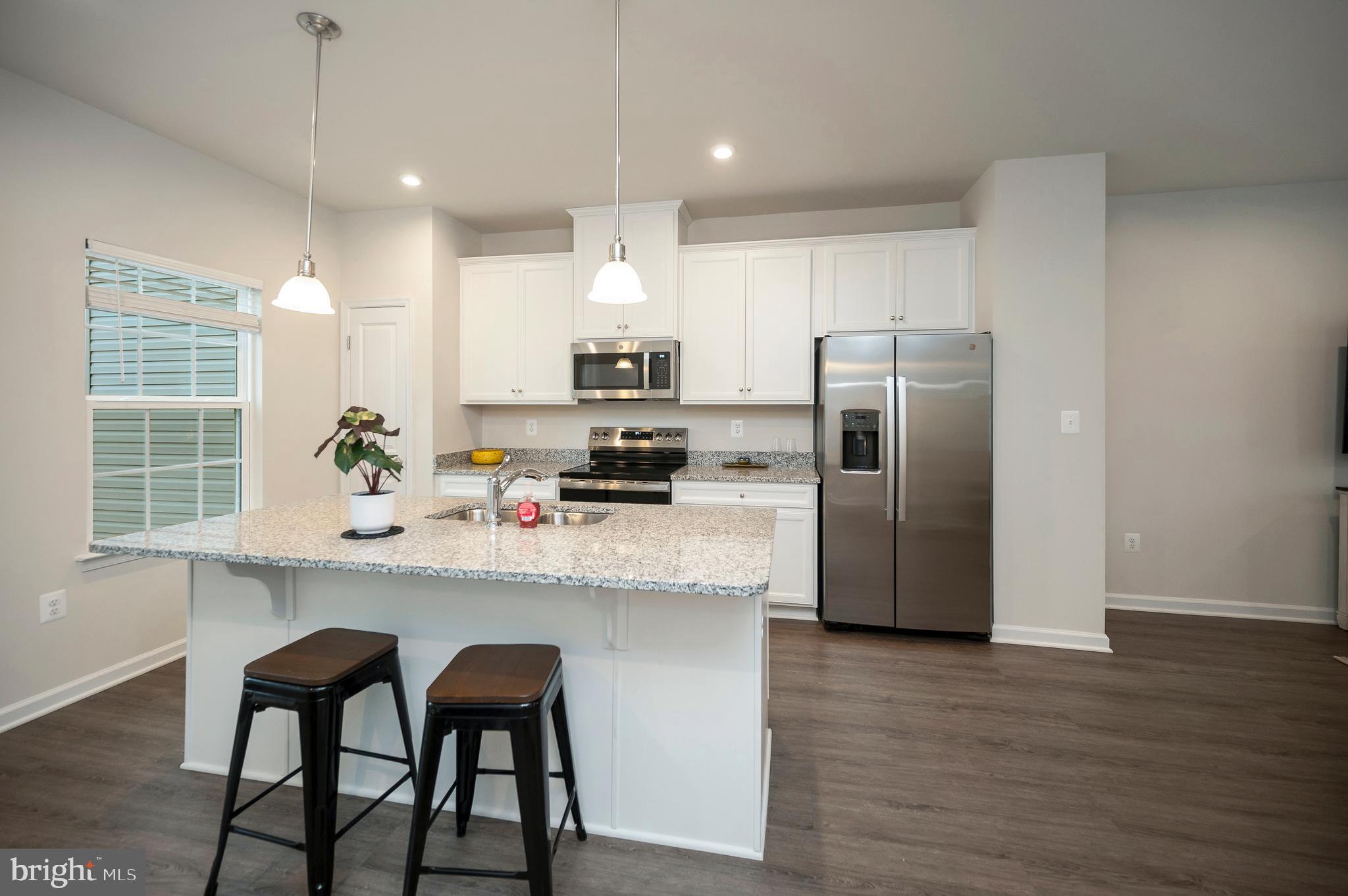 WILDERNESS SHORES - Residential