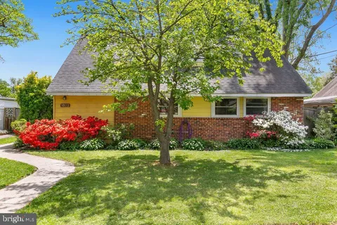 1822 Tilton Drive, Silver Spring, MD MLS: MDMC2178060
