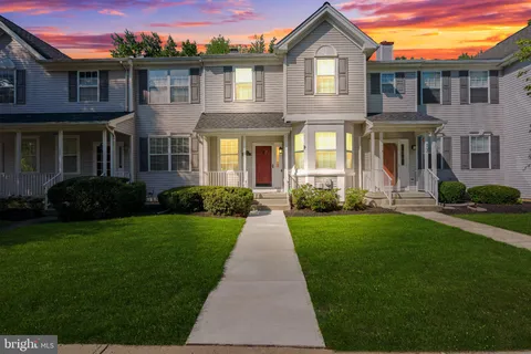 15 Faxon Drive, Robbinsville, NJ MLS: NJME2080314