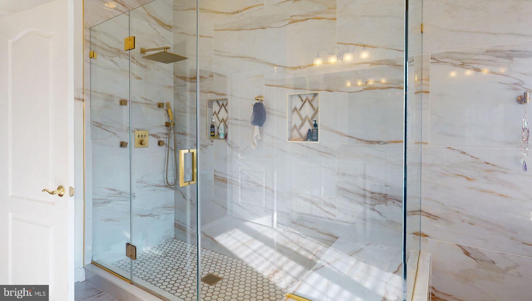 DAVIS ESTATES - Residential