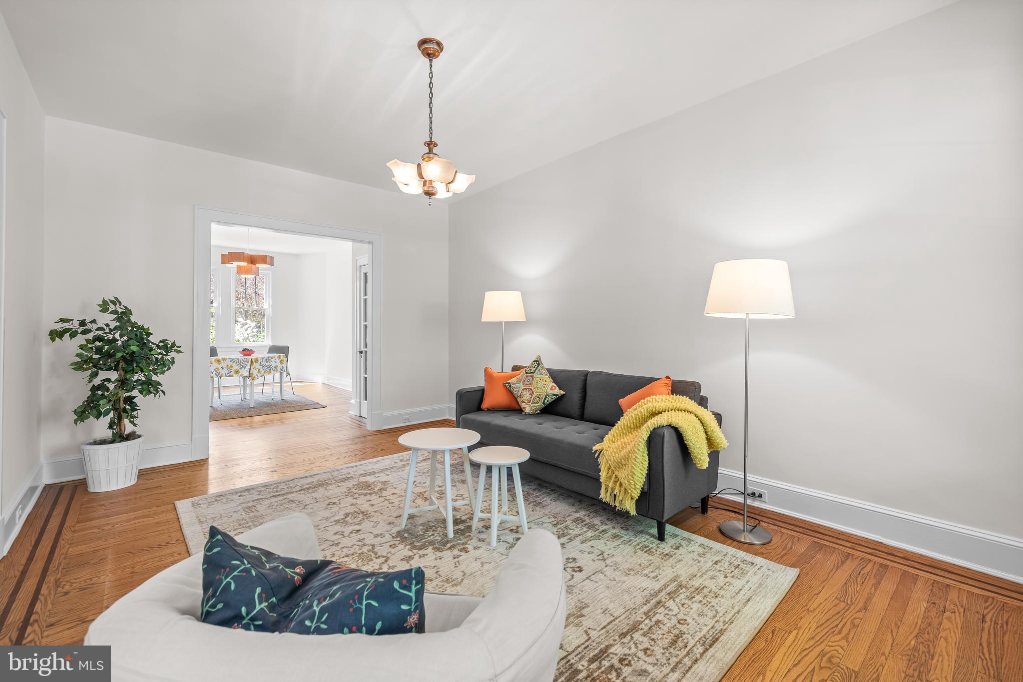 WYMAN PARK HAMPDEN - Residential