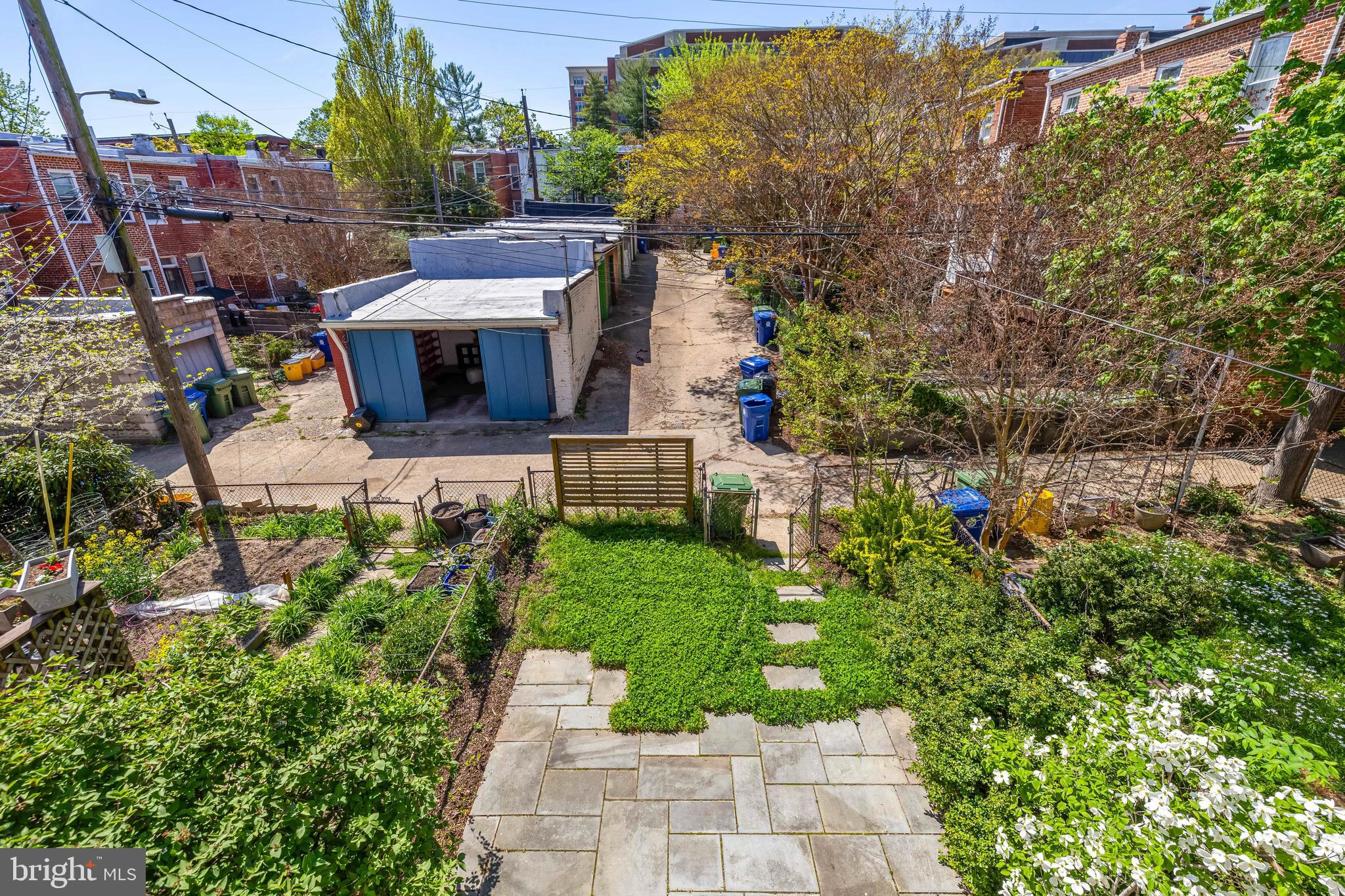 WYMAN PARK HAMPDEN - Residential