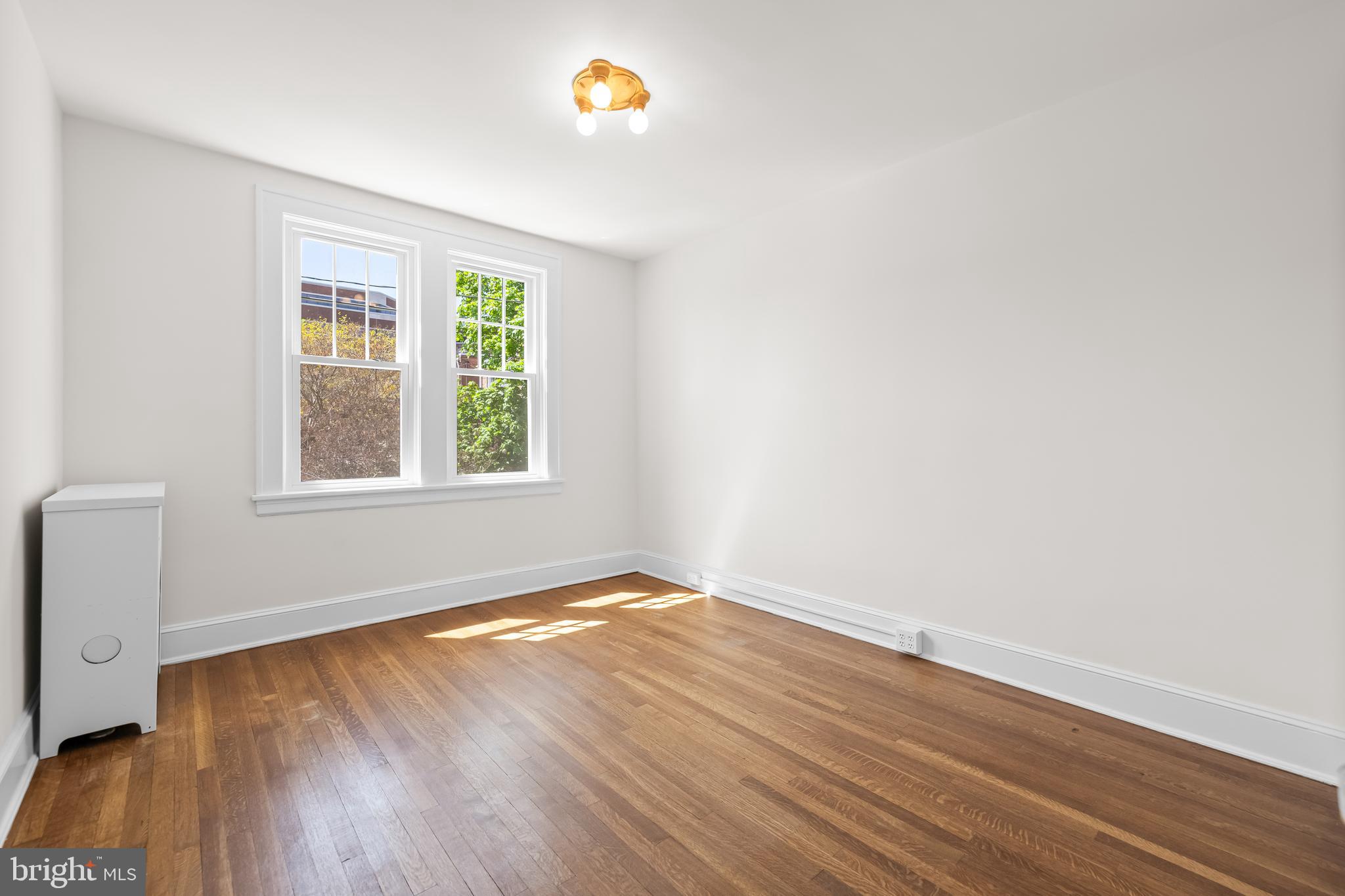 WYMAN PARK HAMPDEN - Residential