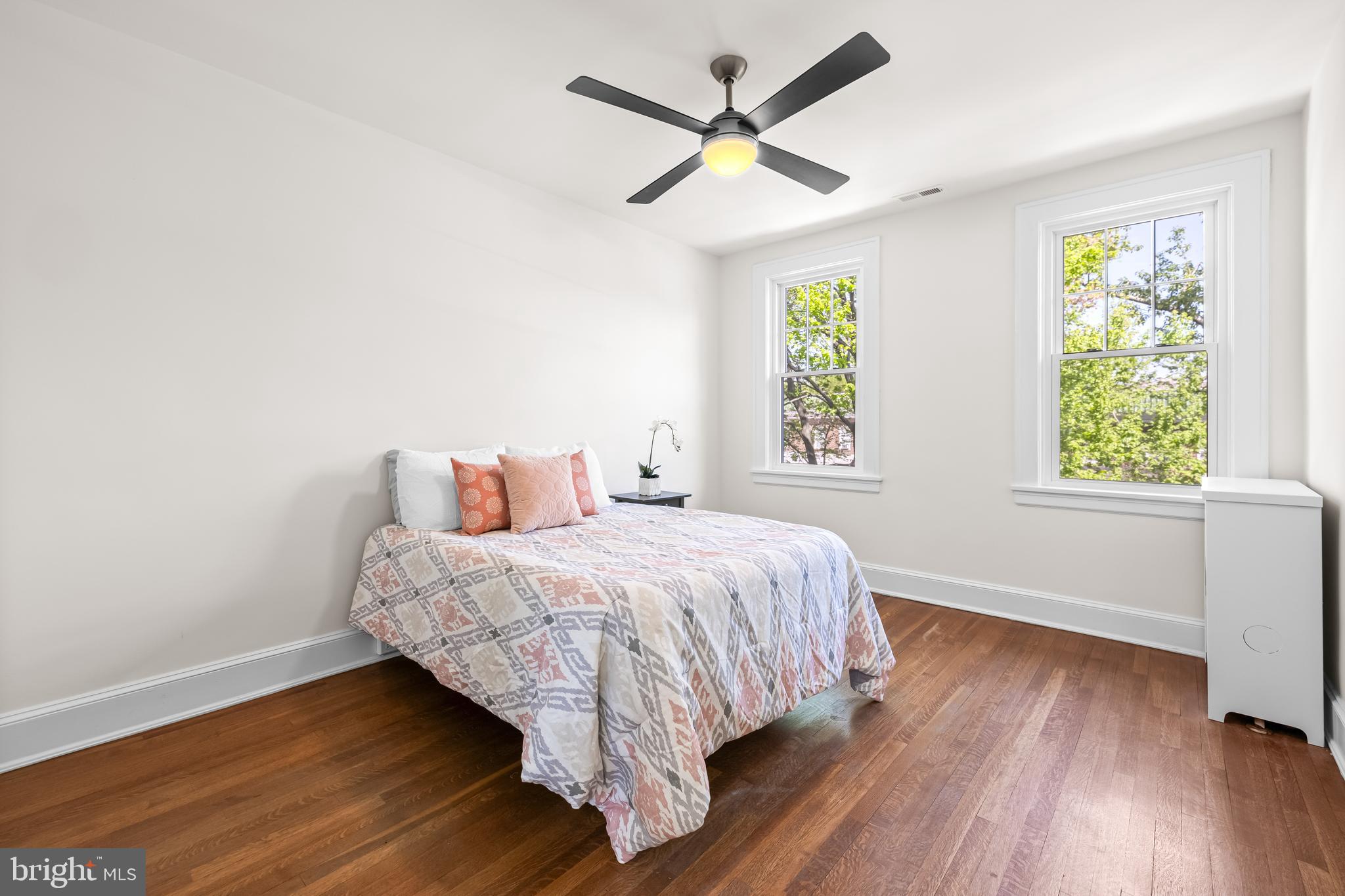 WYMAN PARK HAMPDEN - Residential