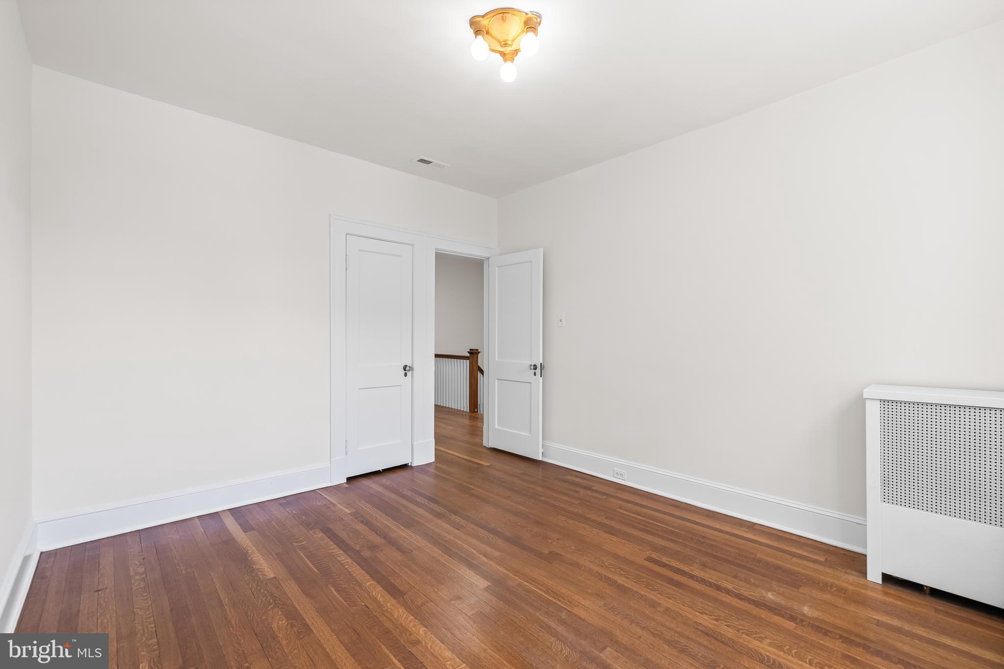 WYMAN PARK HAMPDEN - Residential