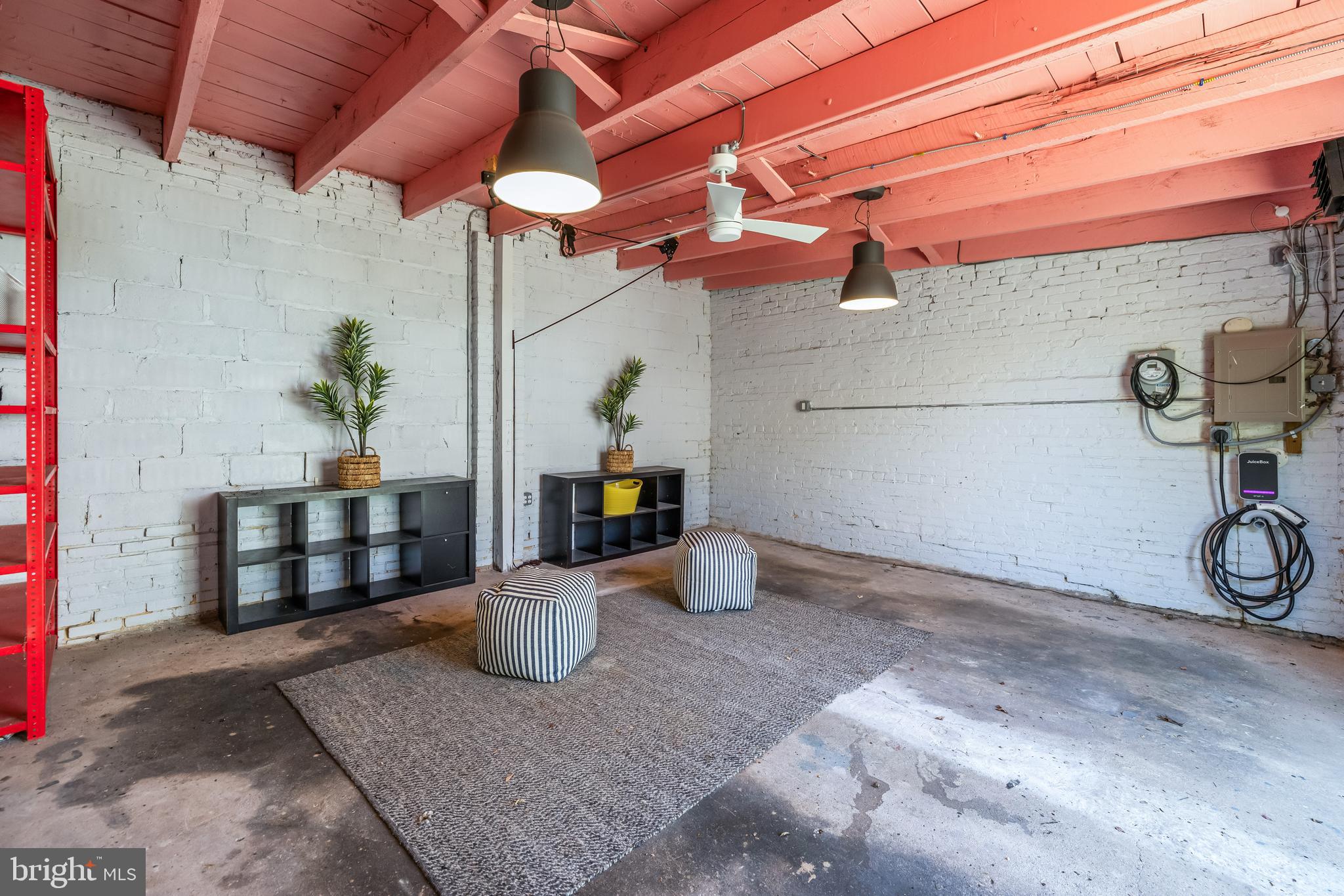 WYMAN PARK HAMPDEN - Residential