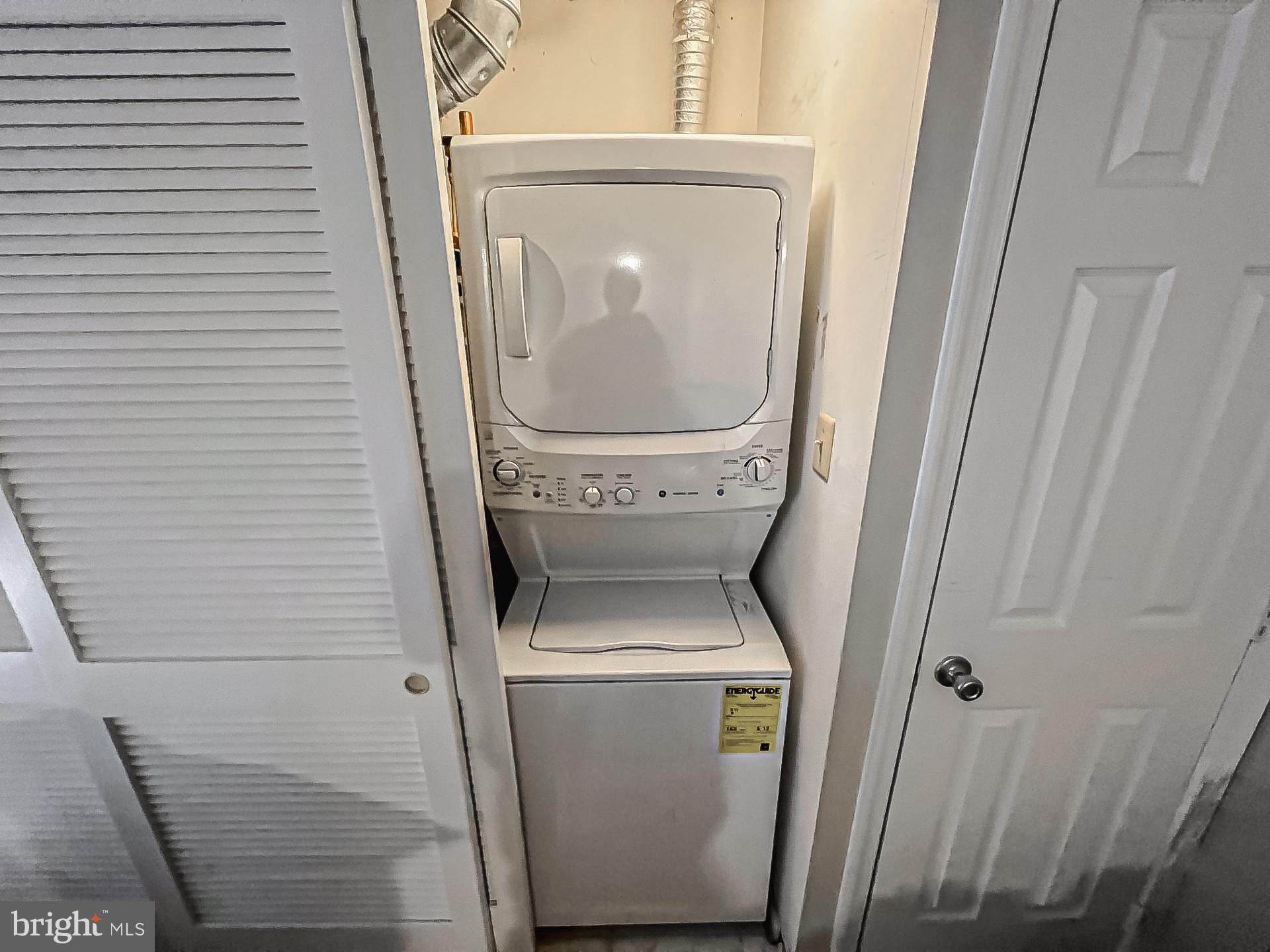 CHANCERY OF KINGSTOWNE - Residential Lease