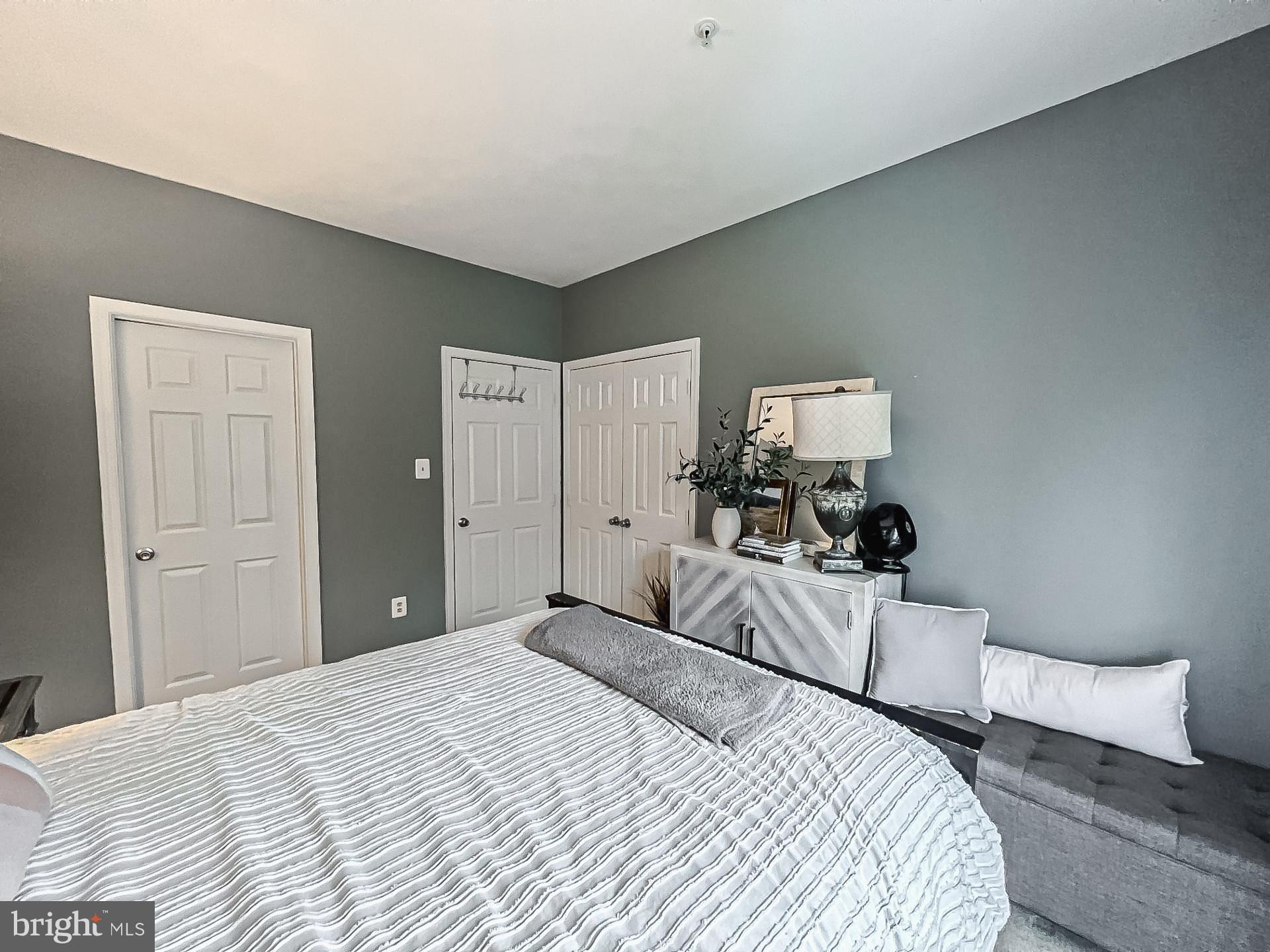 CHANCERY OF KINGSTOWNE - Residential Lease