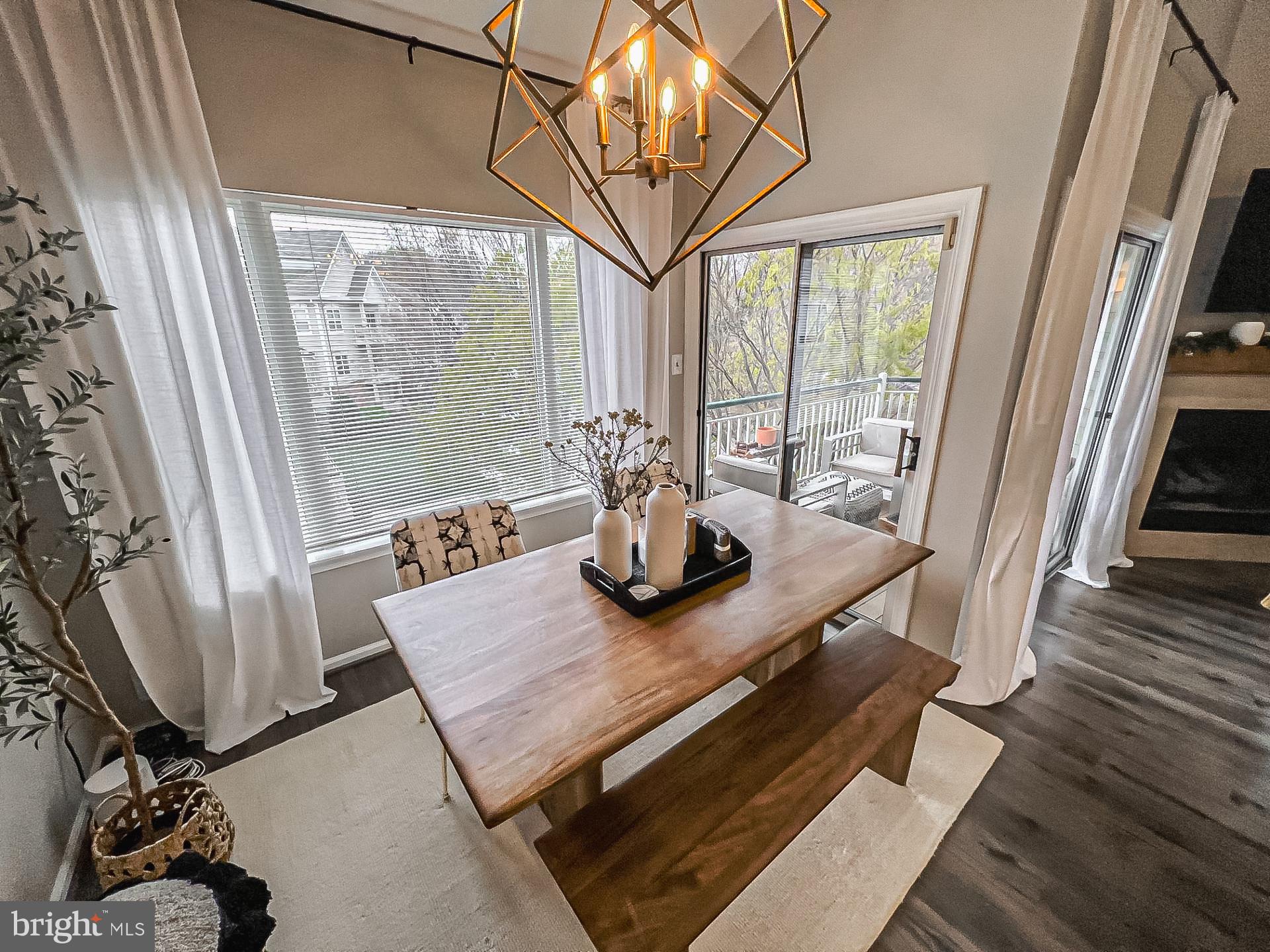 CHANCERY OF KINGSTOWNE - Residential Lease