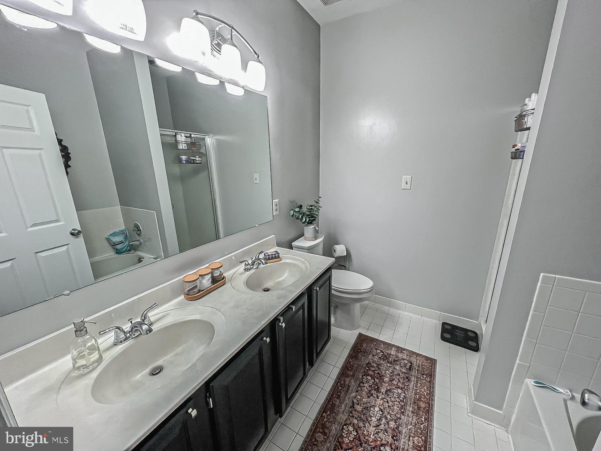 CHANCERY OF KINGSTOWNE - Residential Lease