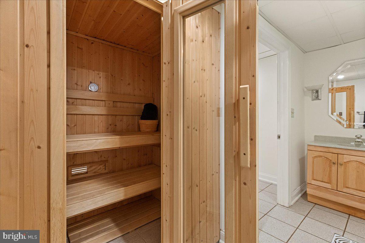 PRINCETON RIDGE - Residential