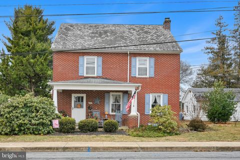 Photo of 5870 Pine Street, EAST PETERSBURG, PA 17520 (MLS # PALA2064878)