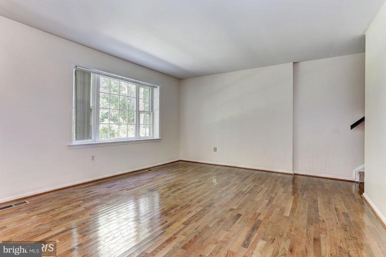 WHISKEY BOTTOM - Residential Lease