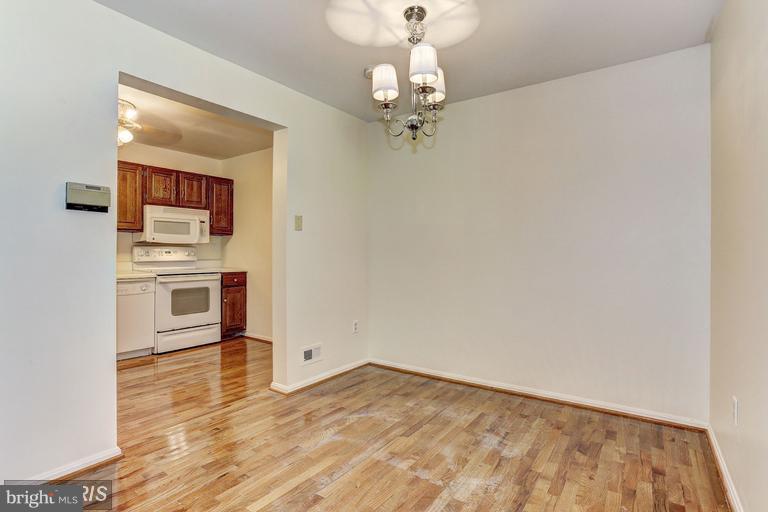 WHISKEY BOTTOM - Residential Lease