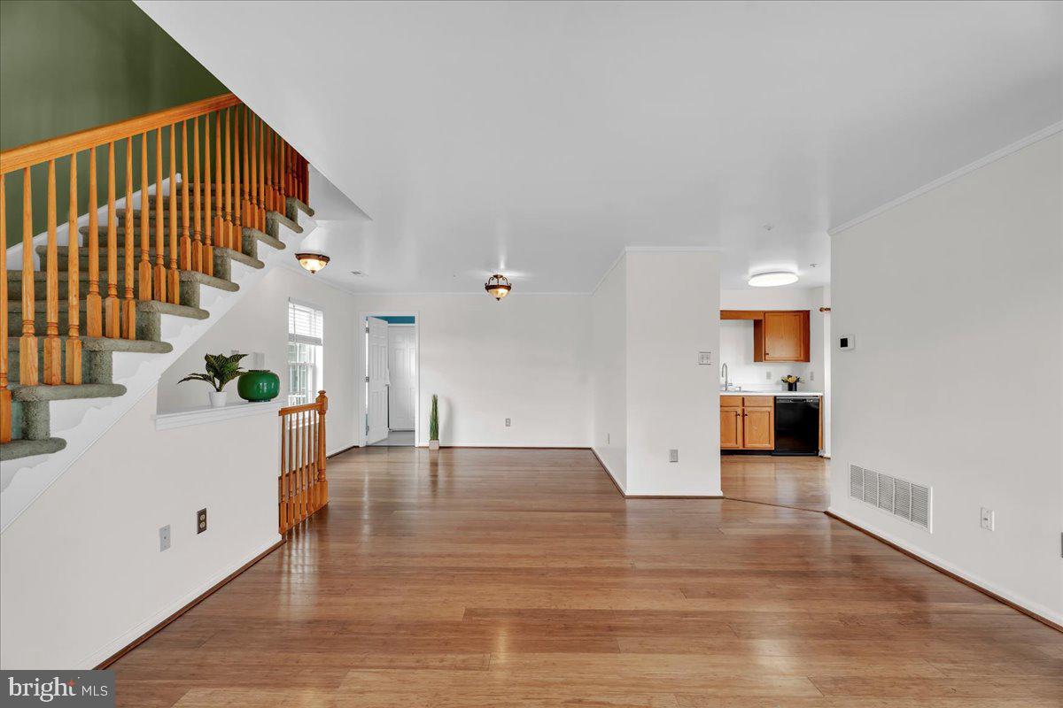 5606 RIVERFRONT DRIVE