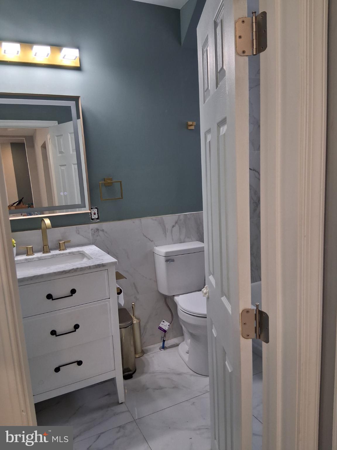 BLACK ADDITION - Residential