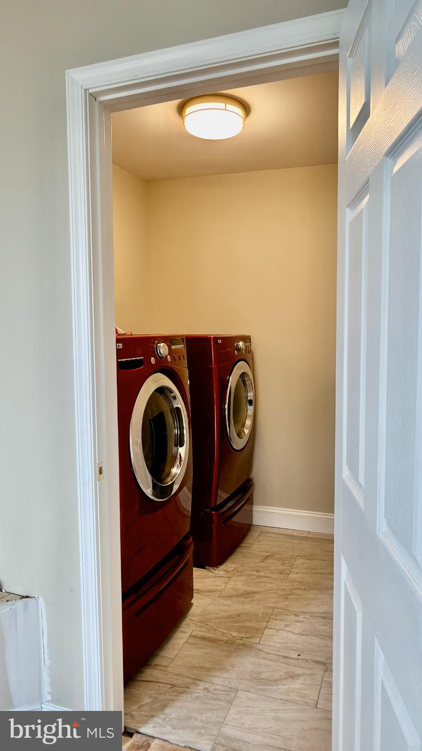 BLACK ADDITION - Residential