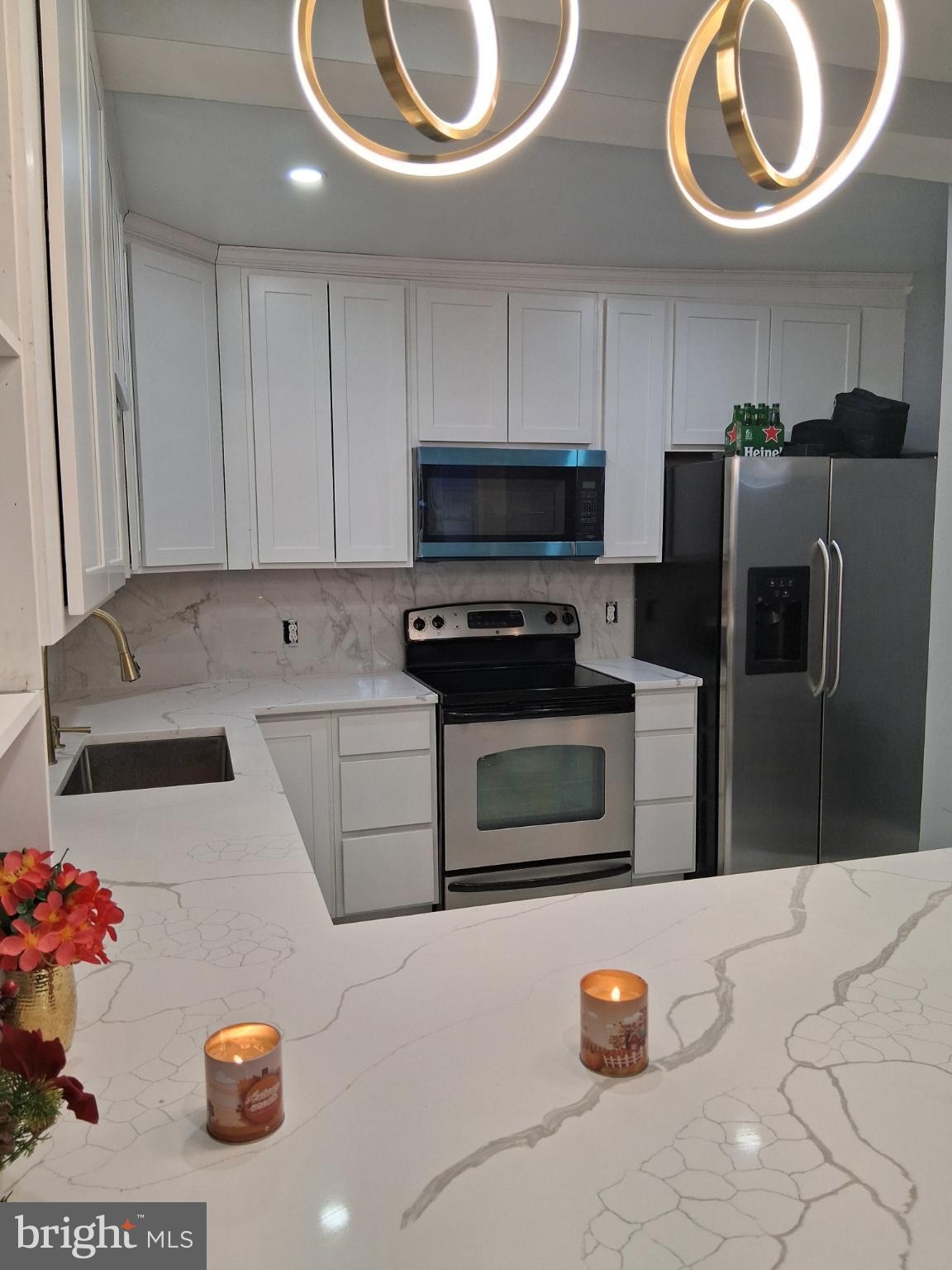 BLACK ADDITION - Residential