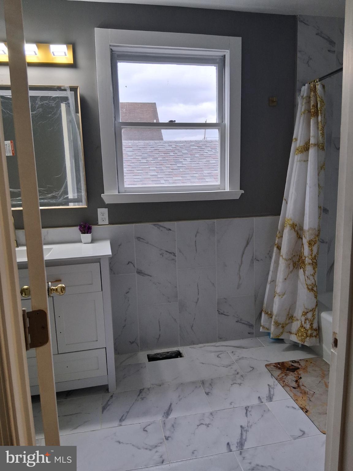 BLACK ADDITION - Residential