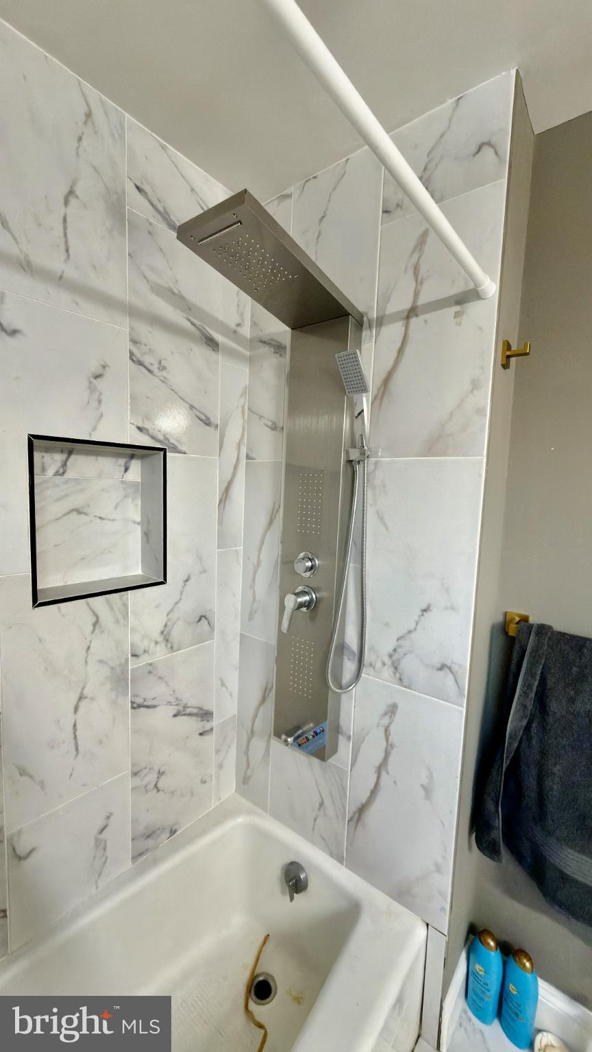 BLACK ADDITION - Residential