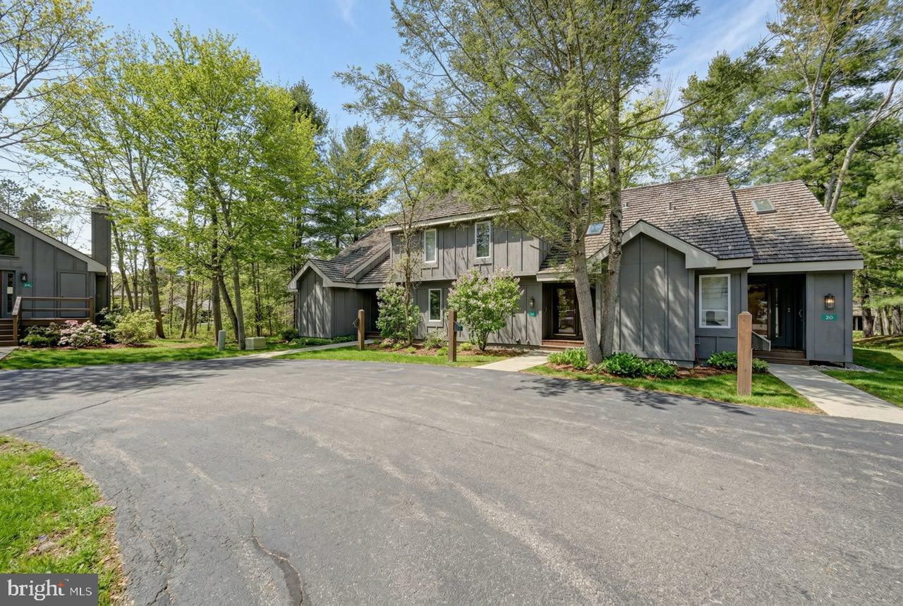 SNOW RIDGE VILLAGE - Residential