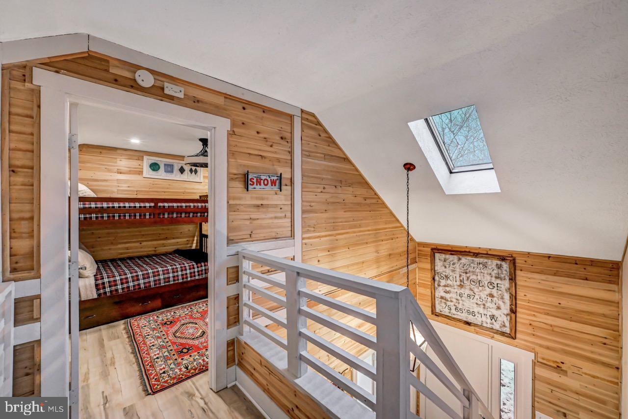 SNOW RIDGE VILLAGE - Residential