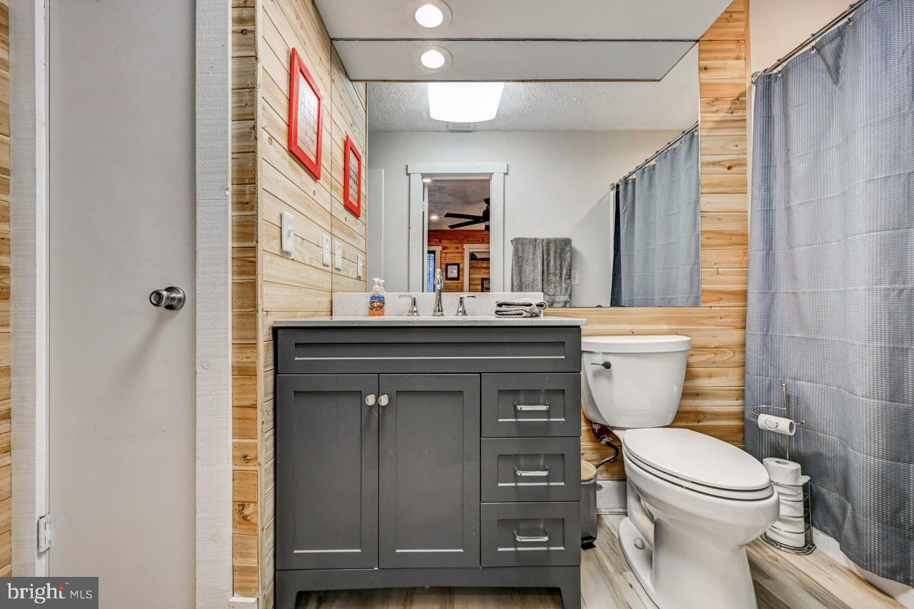 SNOW RIDGE VILLAGE - Residential