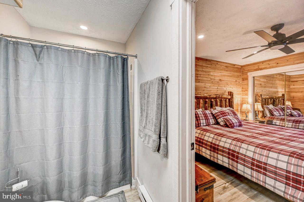 SNOW RIDGE VILLAGE - Residential