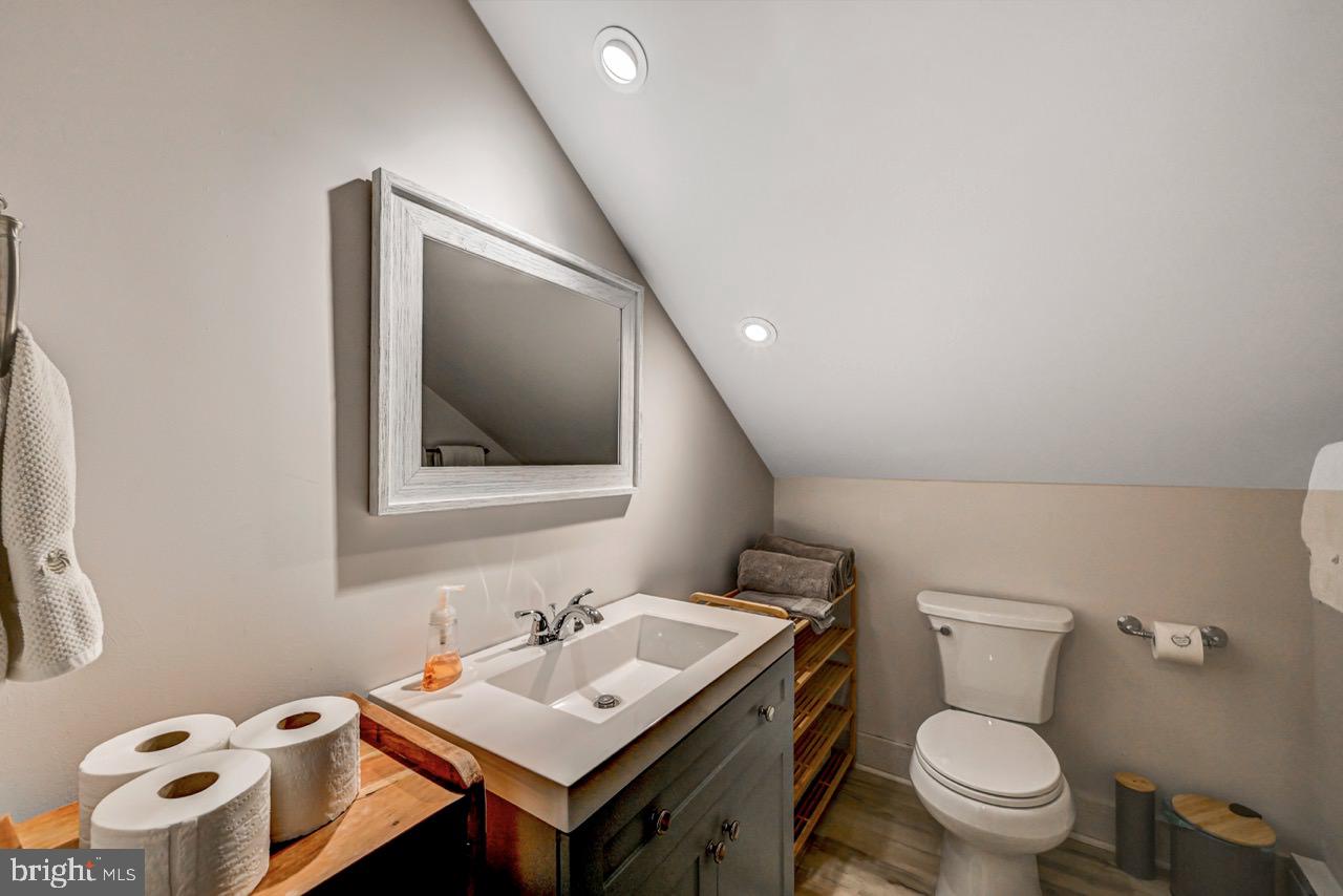 SNOW RIDGE VILLAGE - Residential