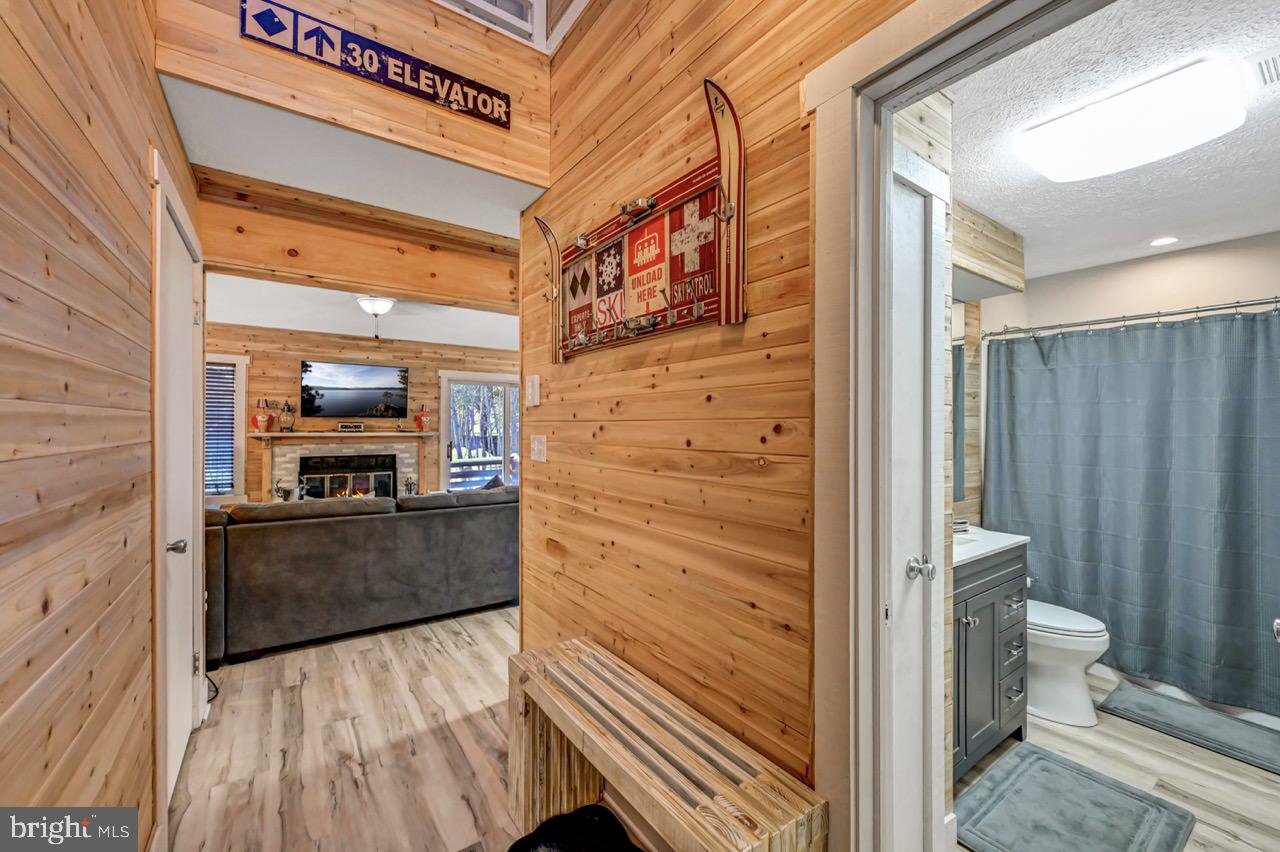 SNOW RIDGE VILLAGE - Residential