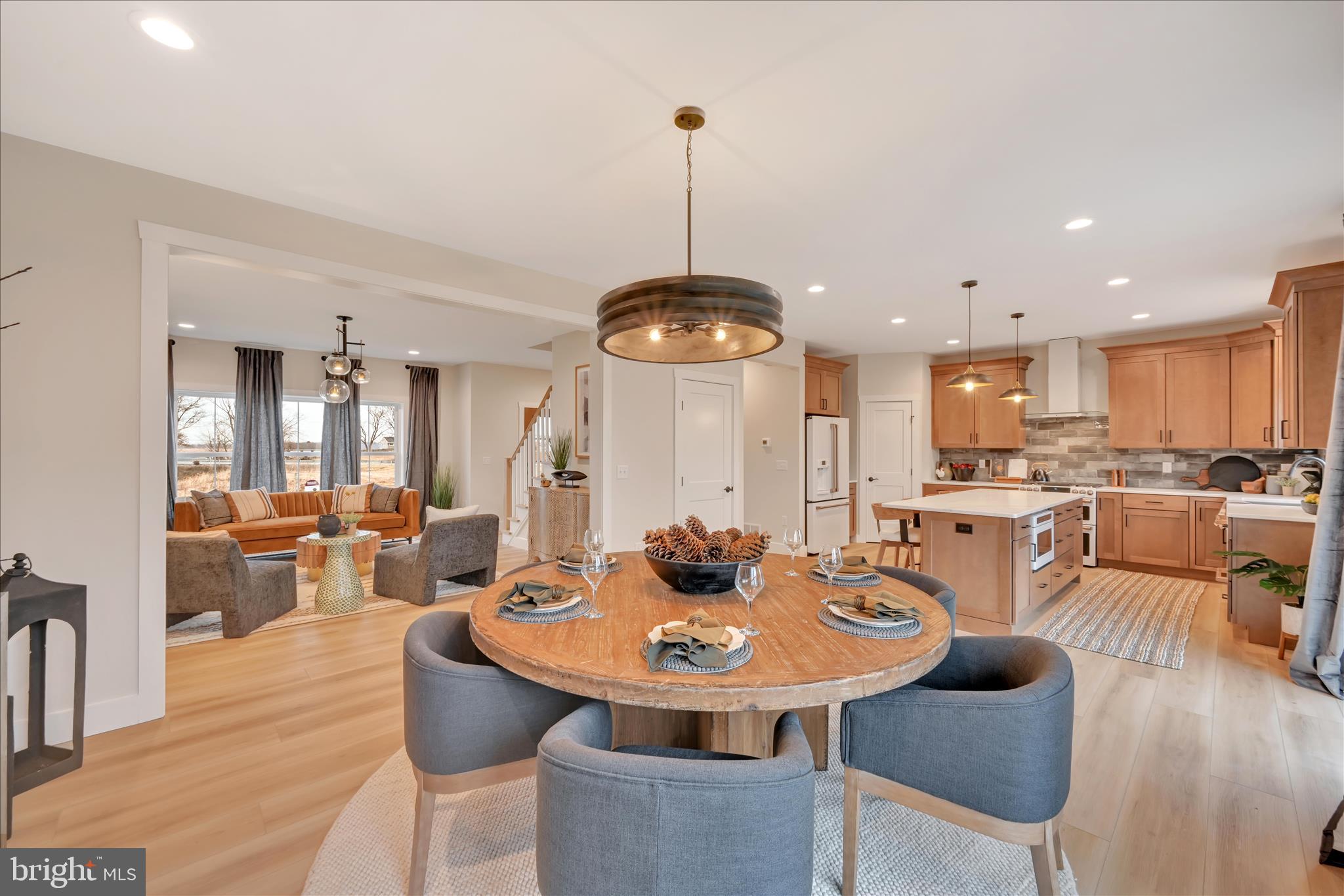 PIPING ROCKS - Residential