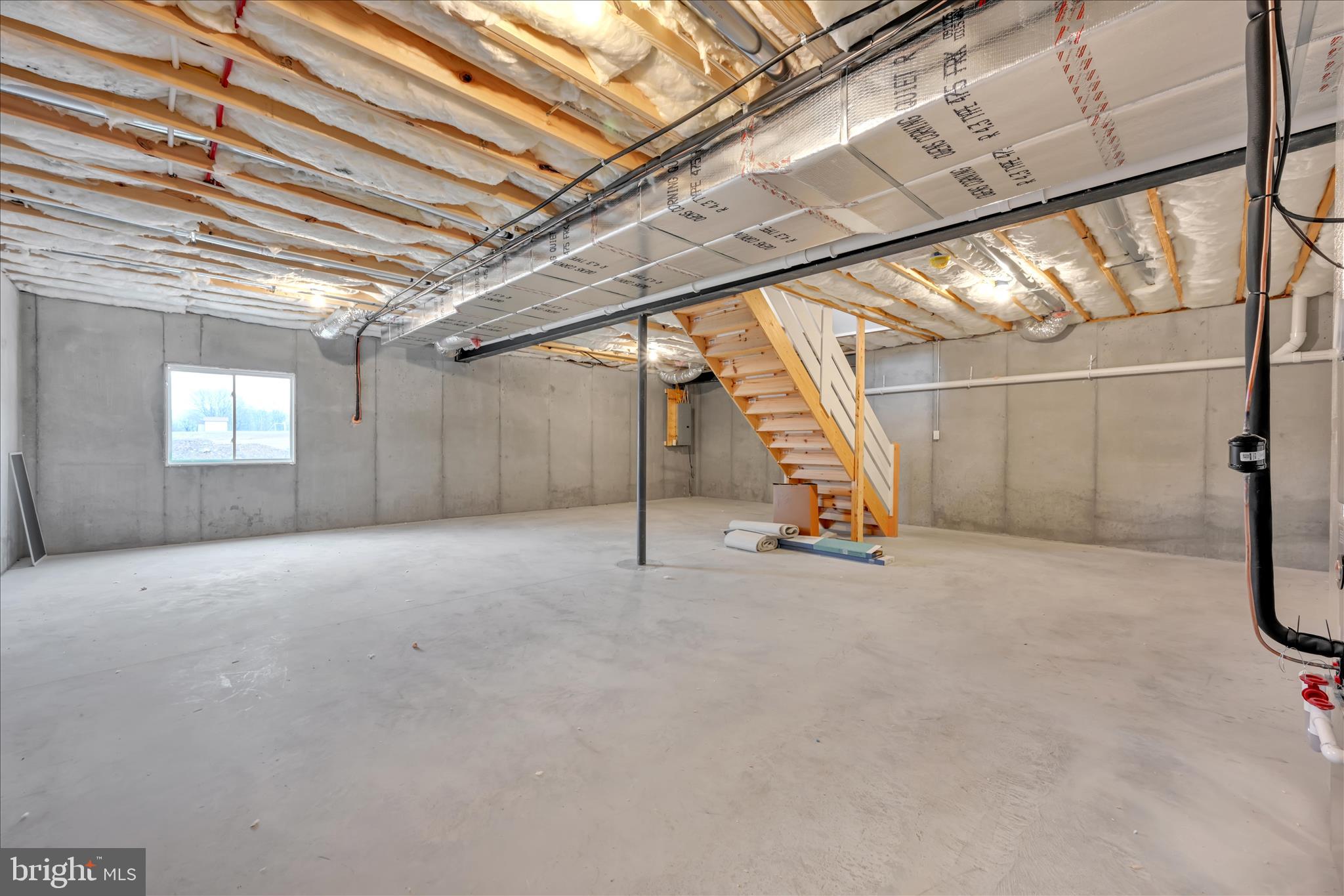 PIPING ROCKS - Residential