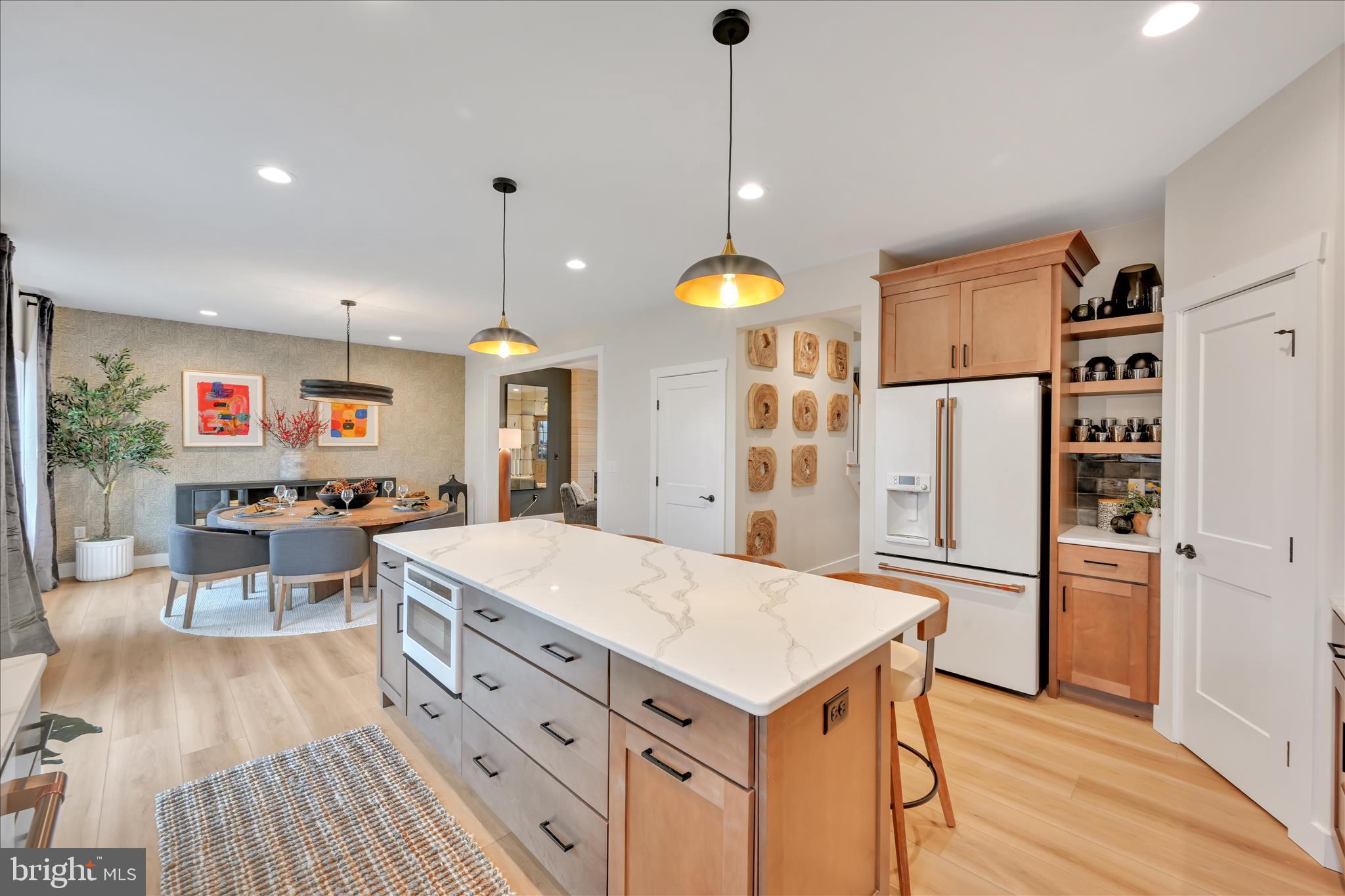 PIPING ROCKS - Residential