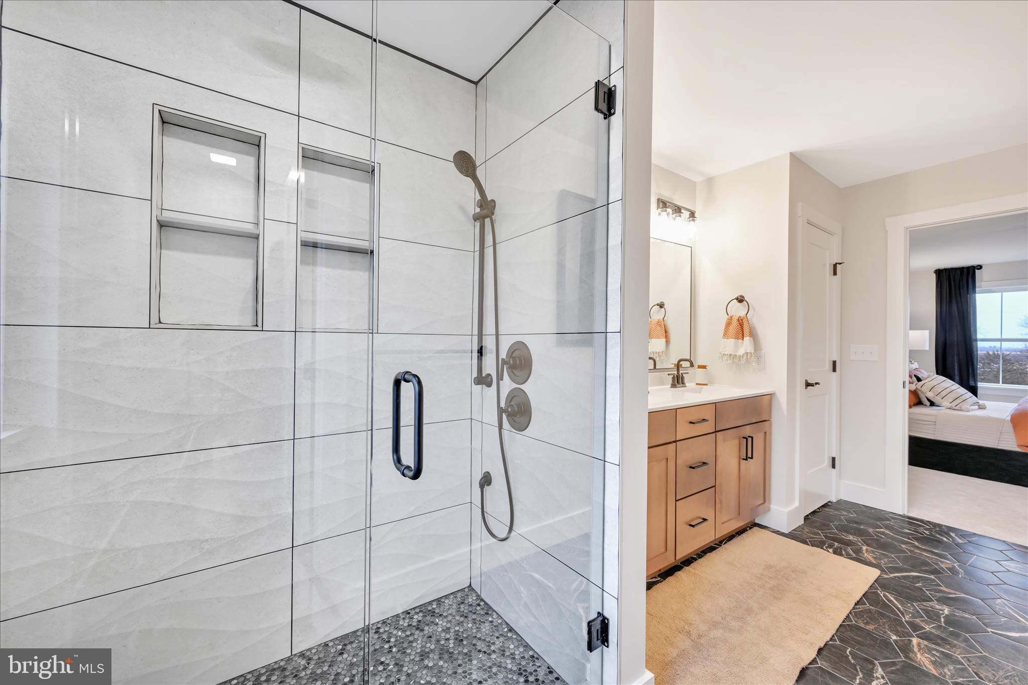 PIPING ROCKS - Residential