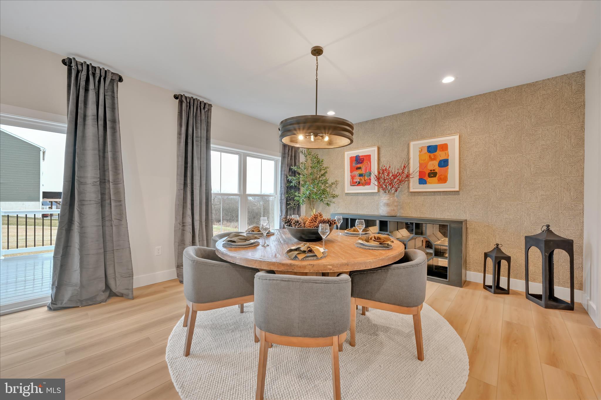 PIPING ROCKS - Residential